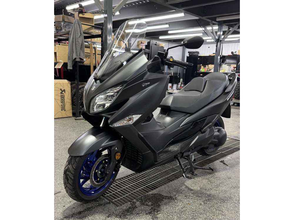 Suzuki An400am4 2024 alt