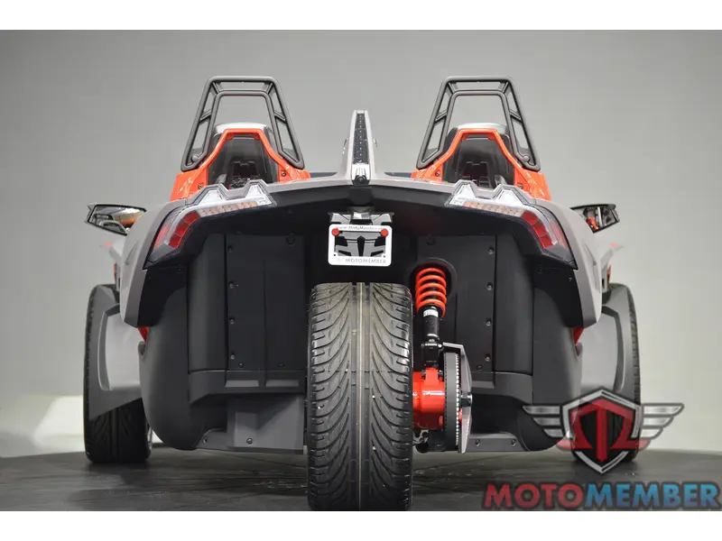 2026 Slingshot R Manual alt