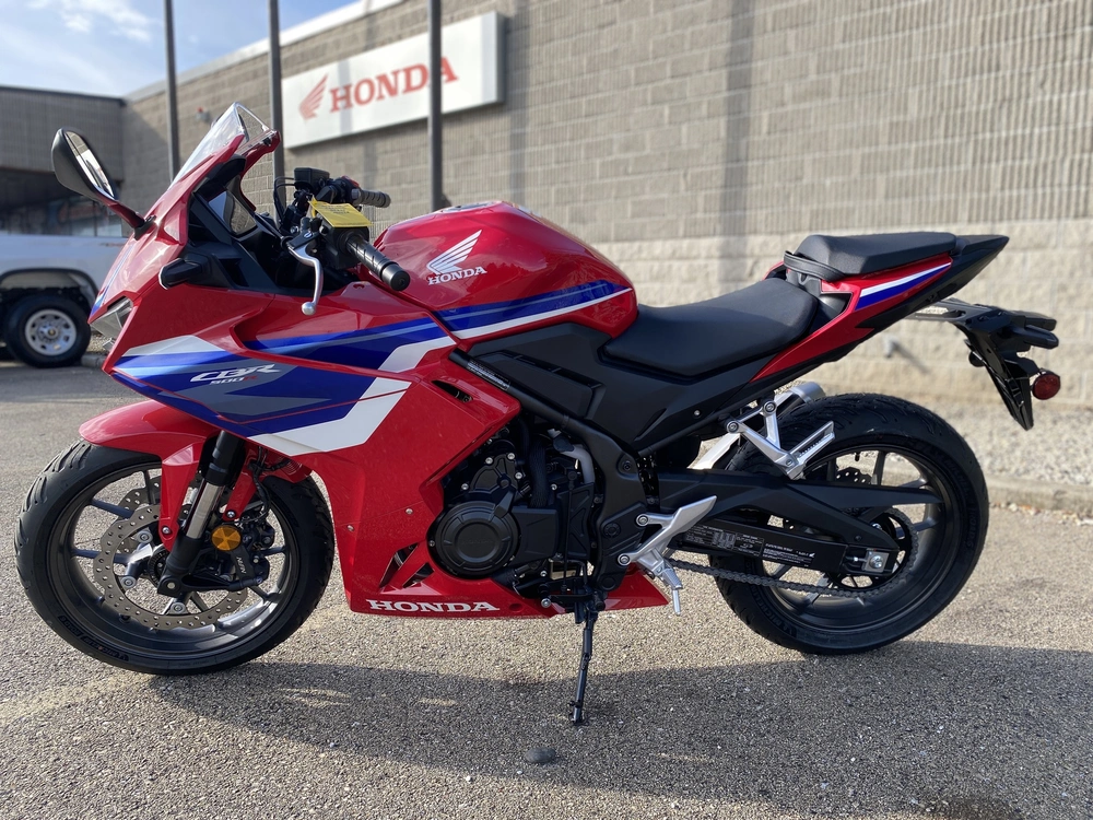 2026 Honda Cbr500r alt