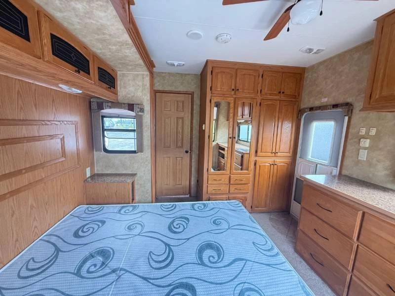 2010 Heartland Cedar Ridge 40fkss