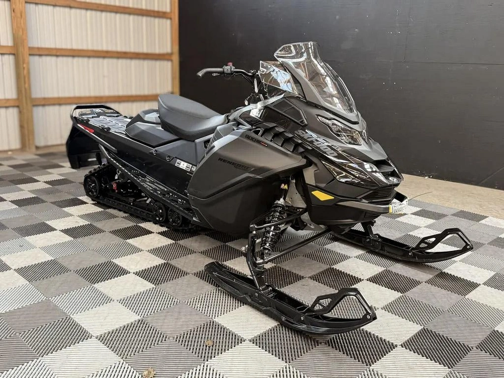 2027 Ski-doo Renegade Adrenaline 900 Ace Turbo R alt