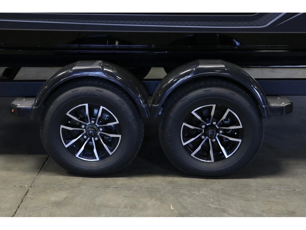 Lund 2075 Impact Xs Sport + Mercury 200xl Pro Xs 2025 alt