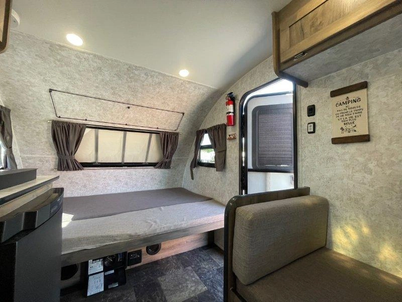 Prolite Mini Lounge 2018 alt