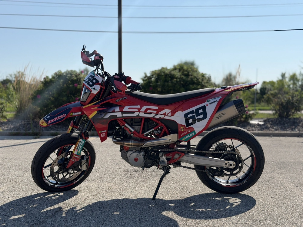 2024 Gasgas Sm700 alt