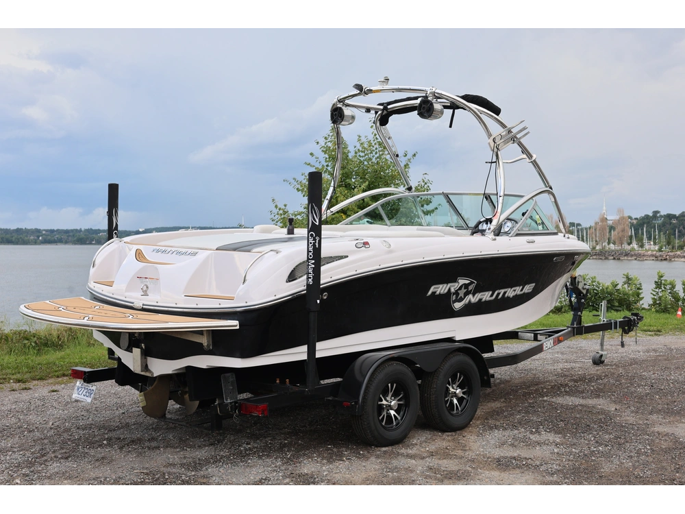 Super Air Nautique 211 2009 alt