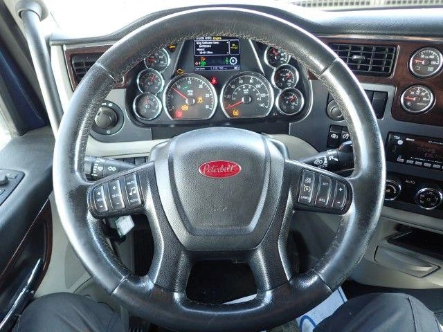 Peterbilt 579 2022