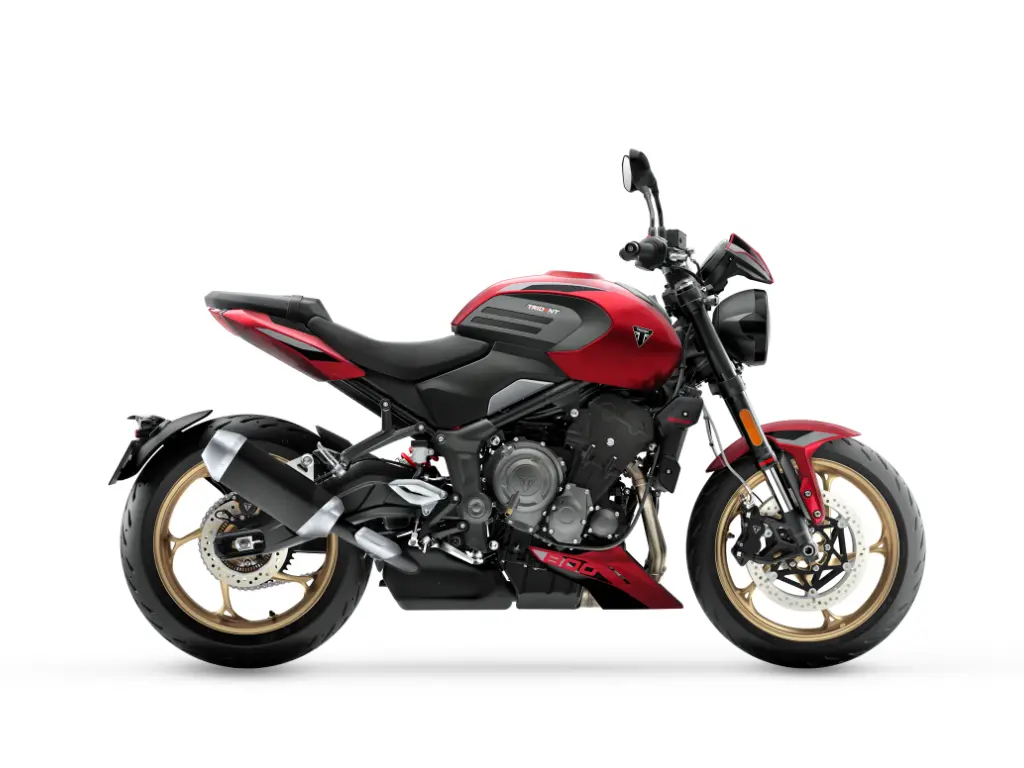 2027 Triumph Trident 800 // Carnival Red 