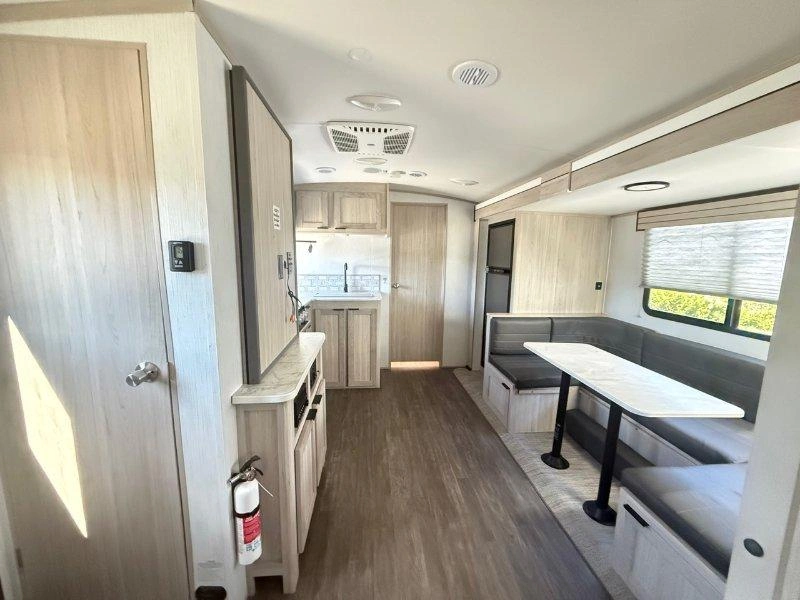 2022 Cruiser Rv Shadow Cruiser 239rbs