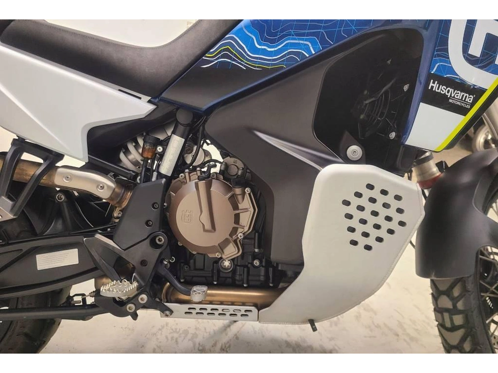 Husqvarna Norden 901 Exp. 2024 alt