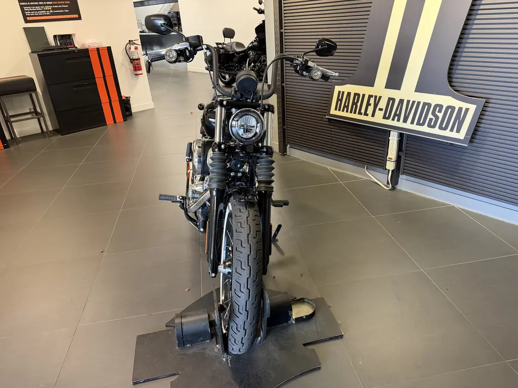 Harley-Davidson FXBB Street bobFXBB 2025