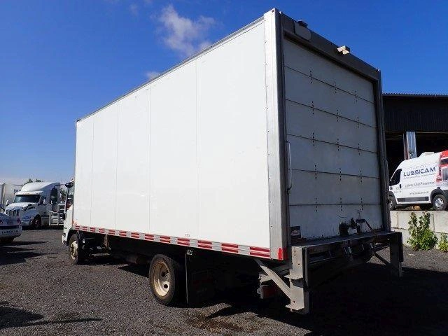 Isuzu Npr 2023