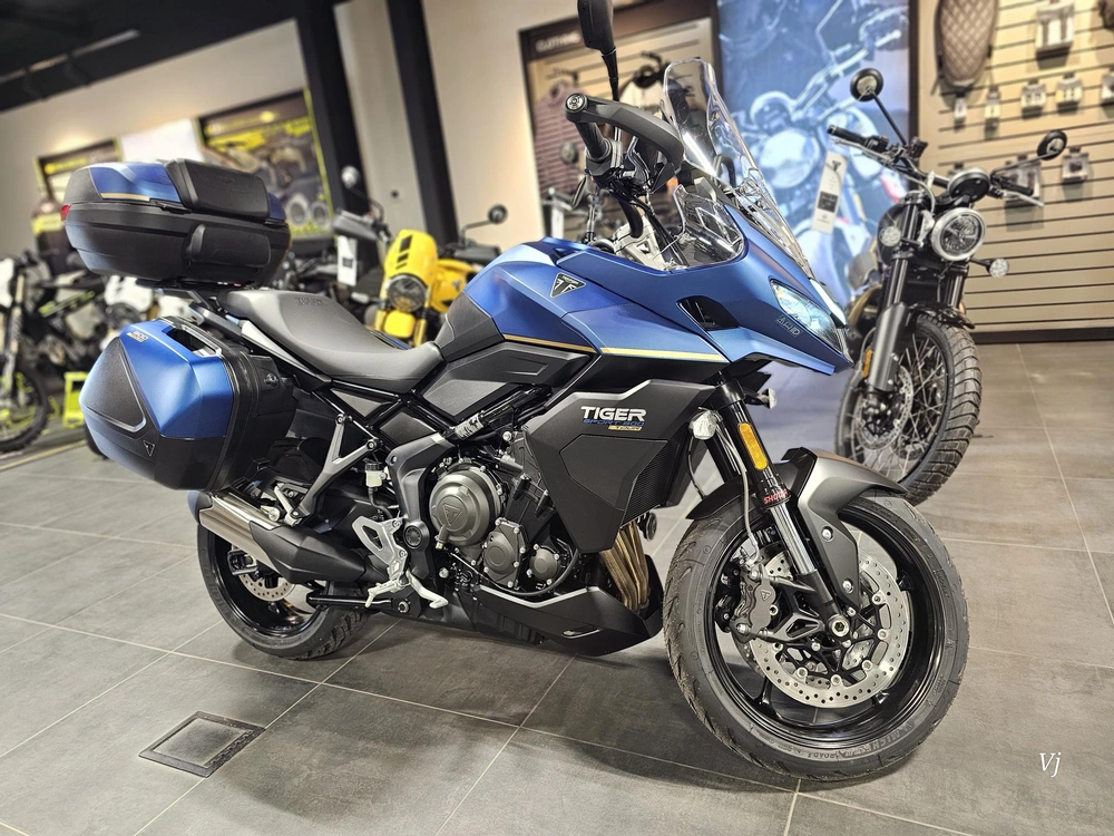 2026 Triumph Tiger Sport 800 Tour alt
