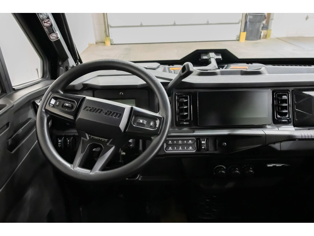 2026 Can-am Defender Max Limited Hd11 6mtd alt