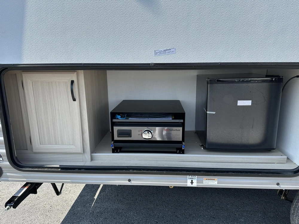 Coachmen Clipper 18bh 2027 alt