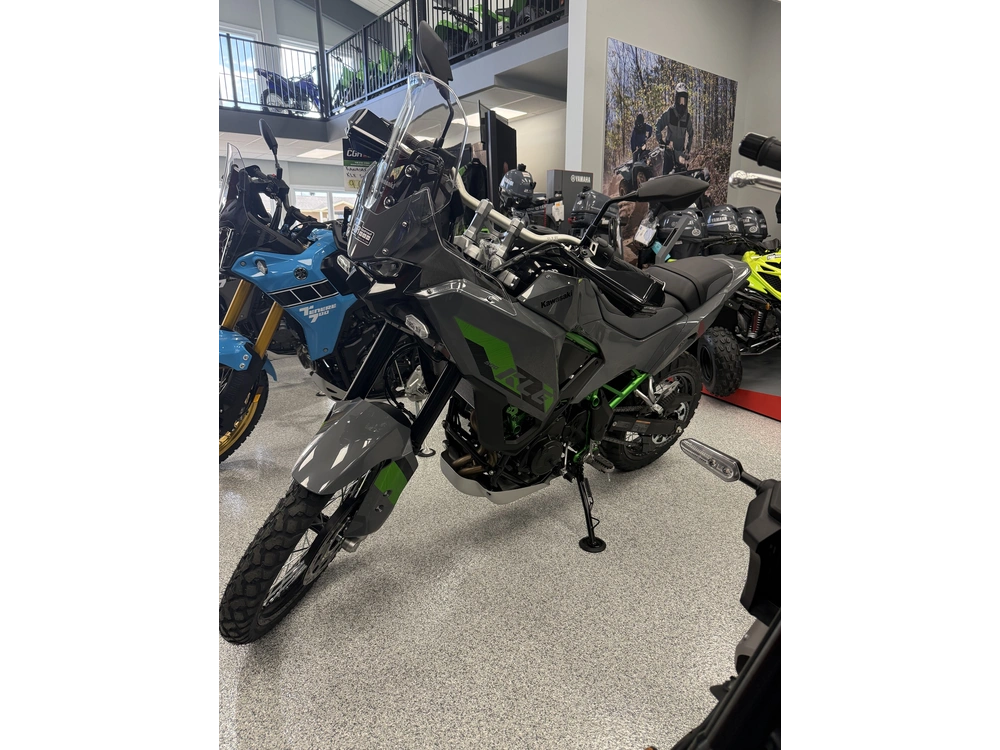 Kawasaki Kle 500 2026 alt