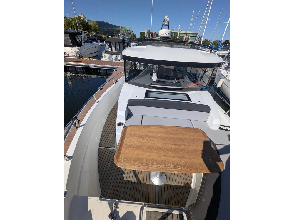2023 Jeanneau Nc 895 Sport alt