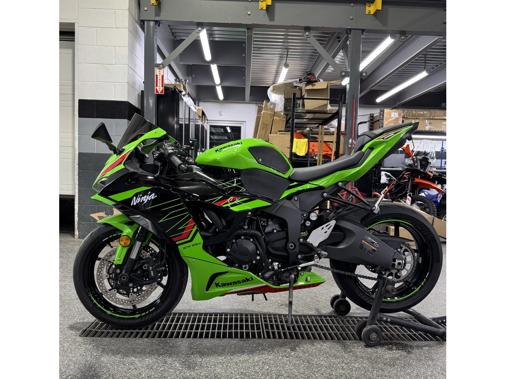 Kawasaki Zx6r 2024 alt