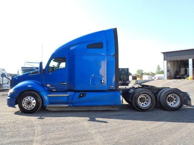 Kenworth T680 2021