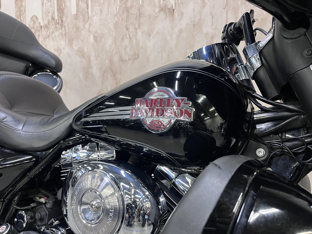 2005 Harley-davidson Flhtcu alt