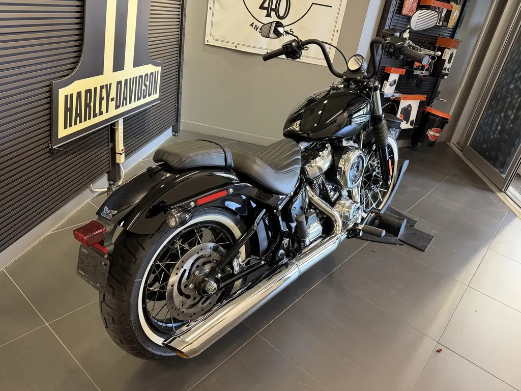 Harley-Davidson FXBB Street bobFXBB 2025
