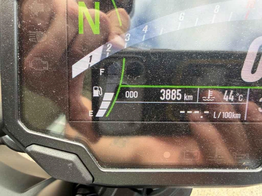 Kawasaki Z650 2022 alt