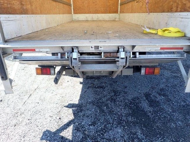 Isuzu Npr 2023