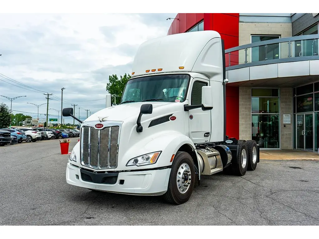 Peterbilt 579  2026