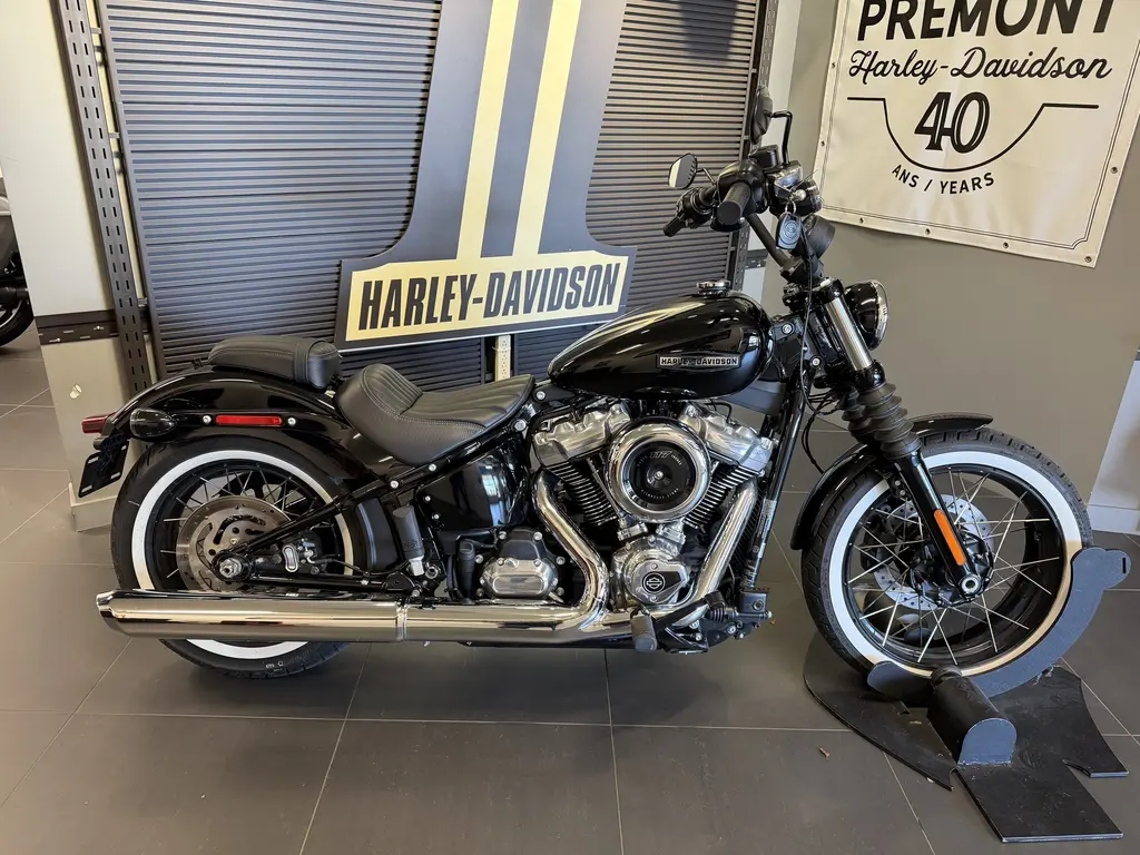 Harley-Davidson FXBB Street bobFXBB 2025