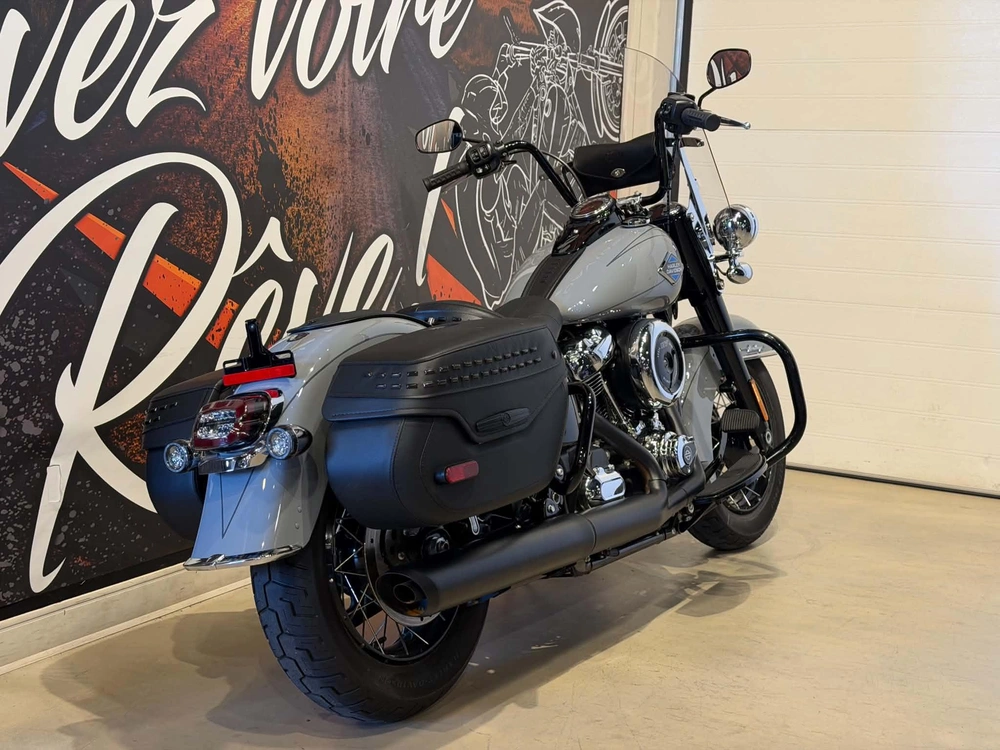 Harley-davidson Softail Héritage Flhc 2026 alt