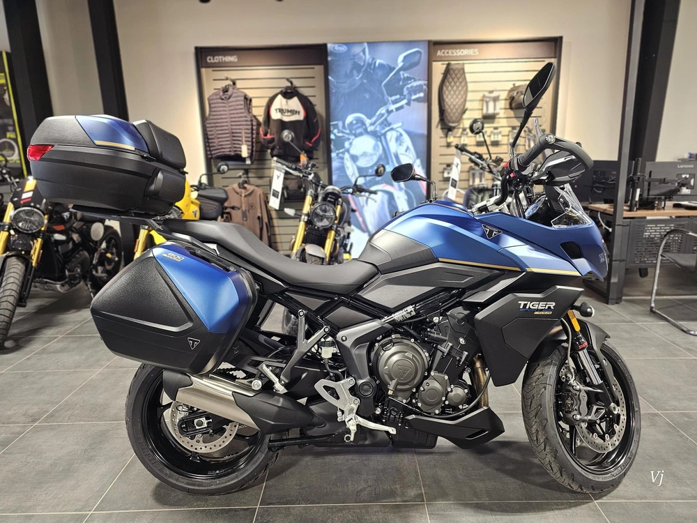 2026 Triumph Tiger Sport 800 Tour alt