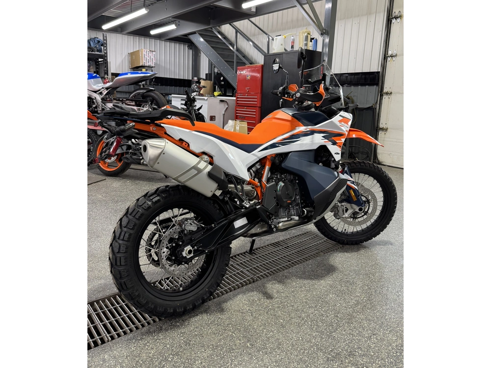2026 Ktm 890 Adventure R alt