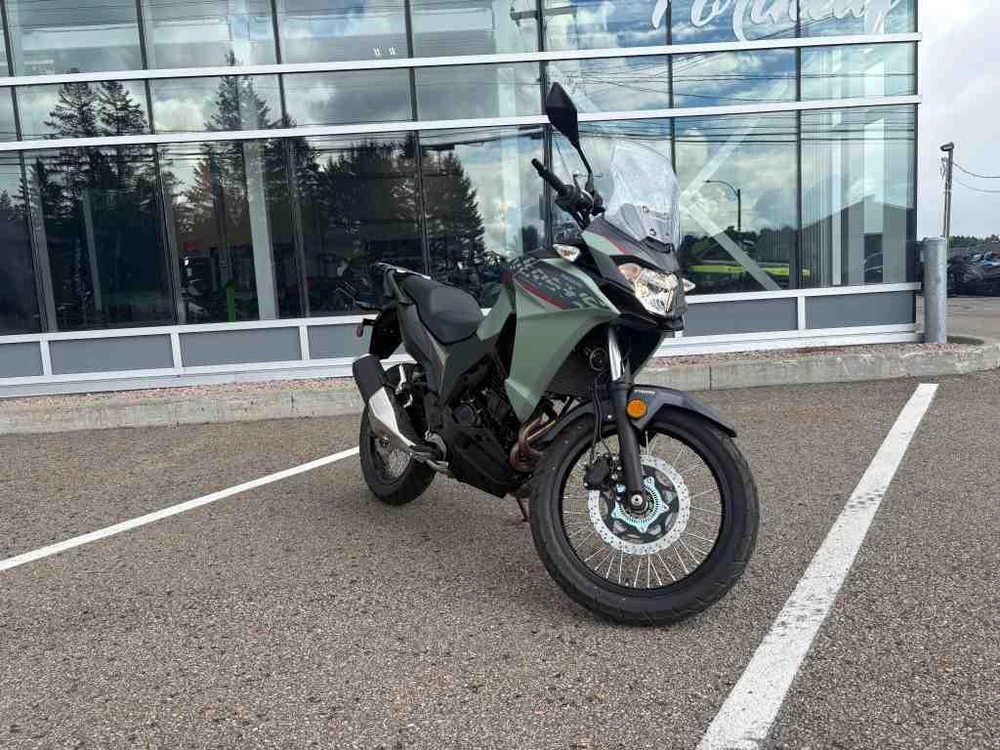 Kawasaki Versys 300 X Abs 2025 alt