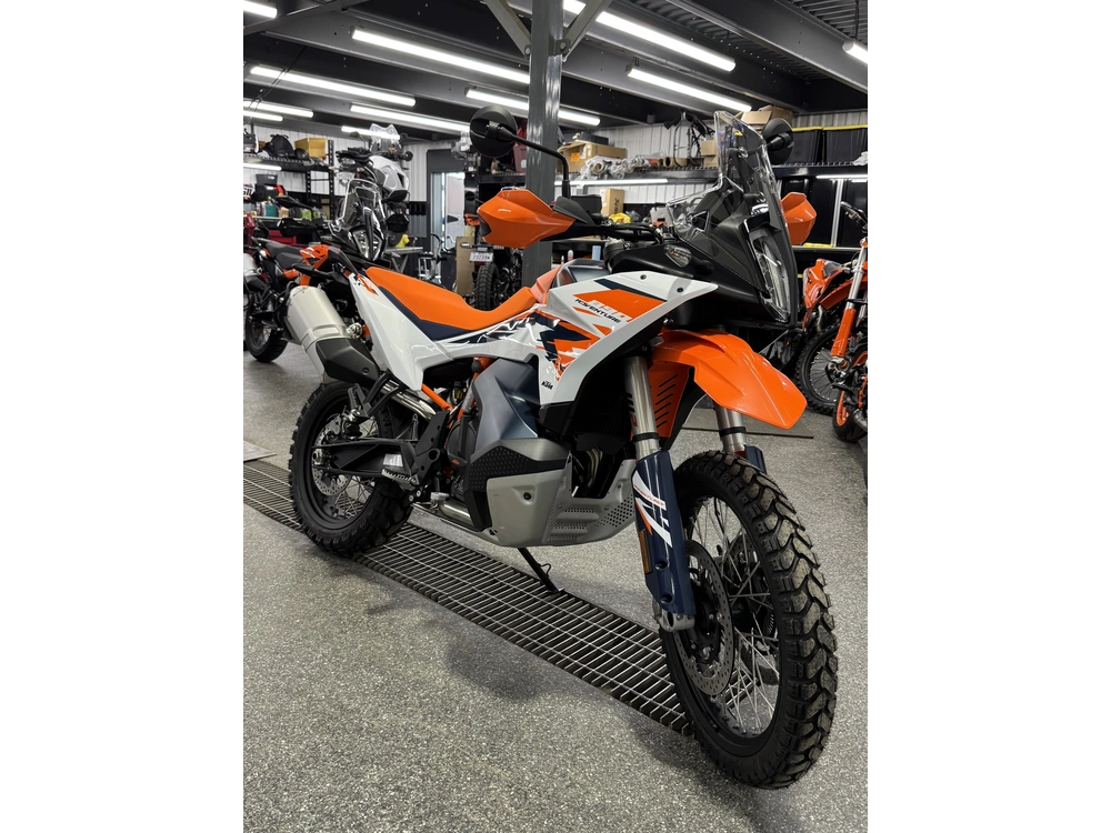 2026 Ktm 890 Adventure R alt