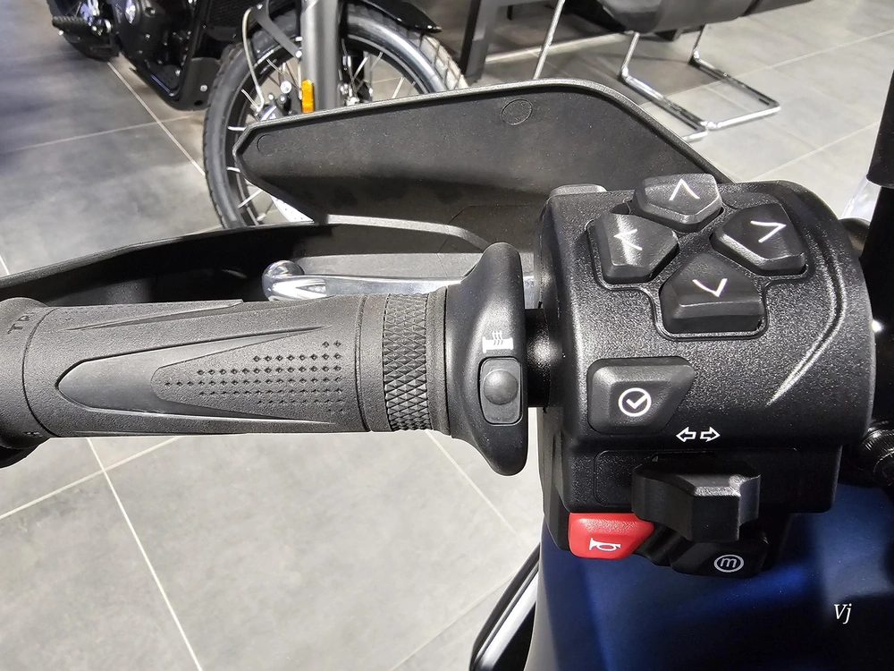 2026 Triumph Tiger Sport 800 Tour alt