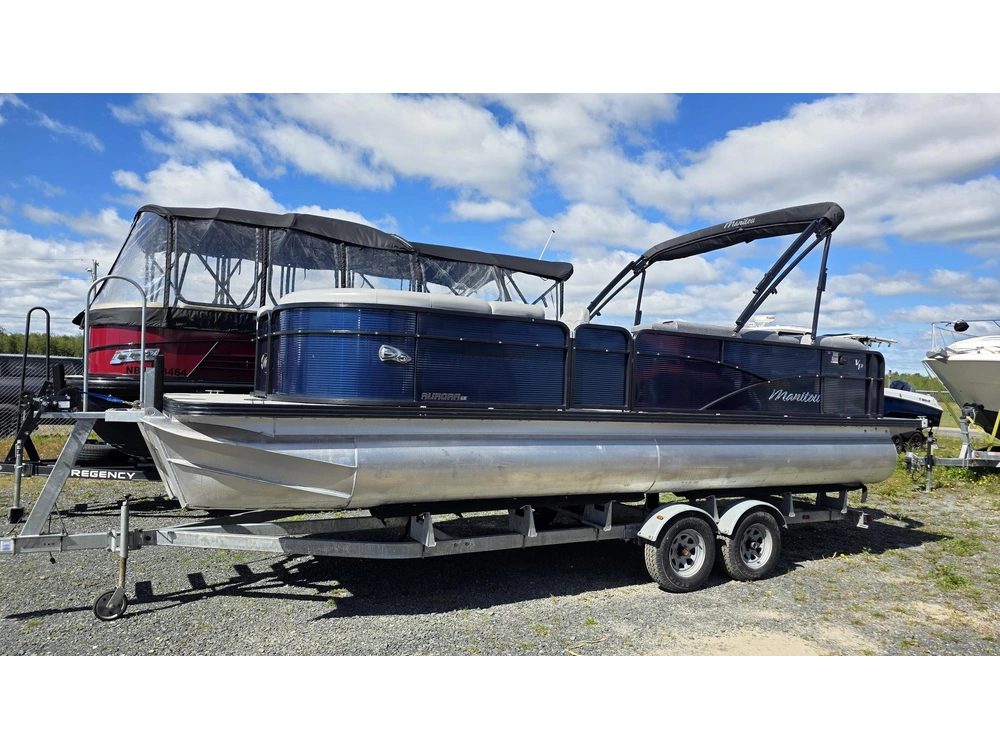 2018 Manitou Pontoon Aurora Le 230 alt