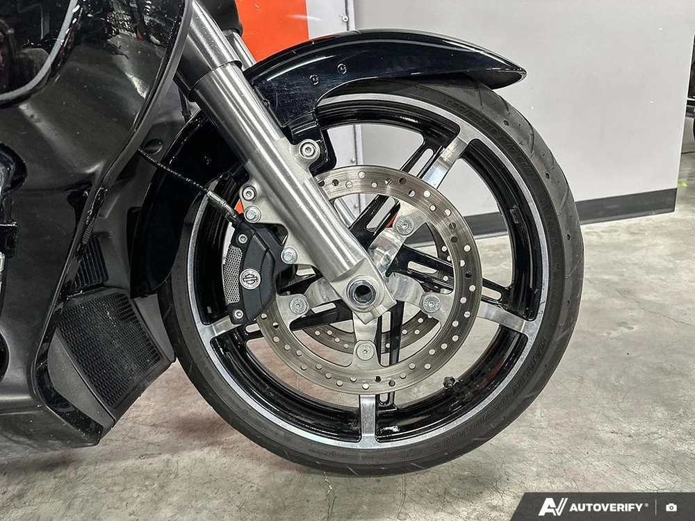 2025 Harley-davidson Street Glide Ultra alt