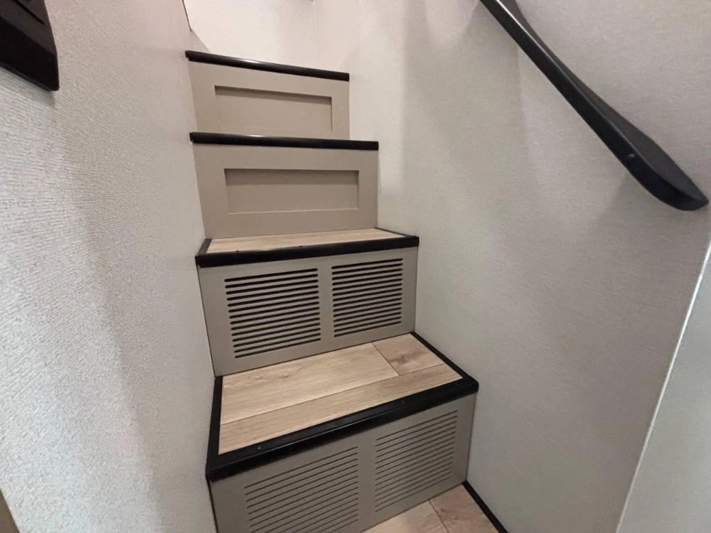 Jayco Jay Flight Bungalow 401loft 2027 alt