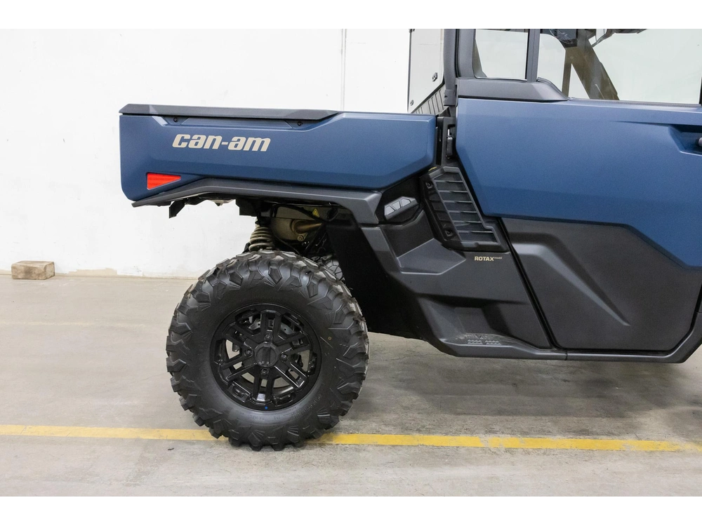 2026 Can-am Defender Limited Hd11 8jtf alt