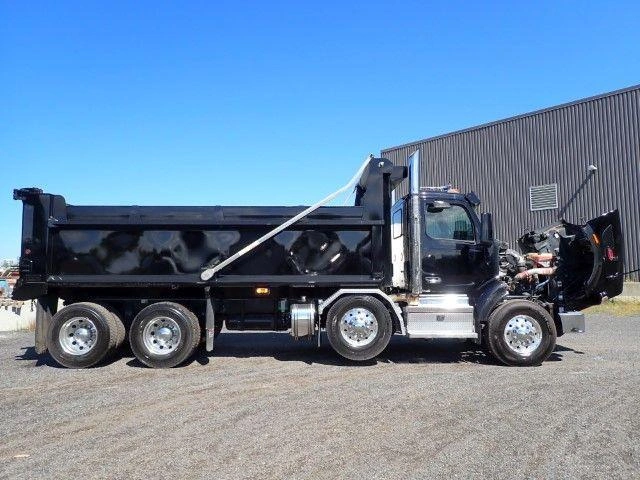 Peterbilt 567 2024