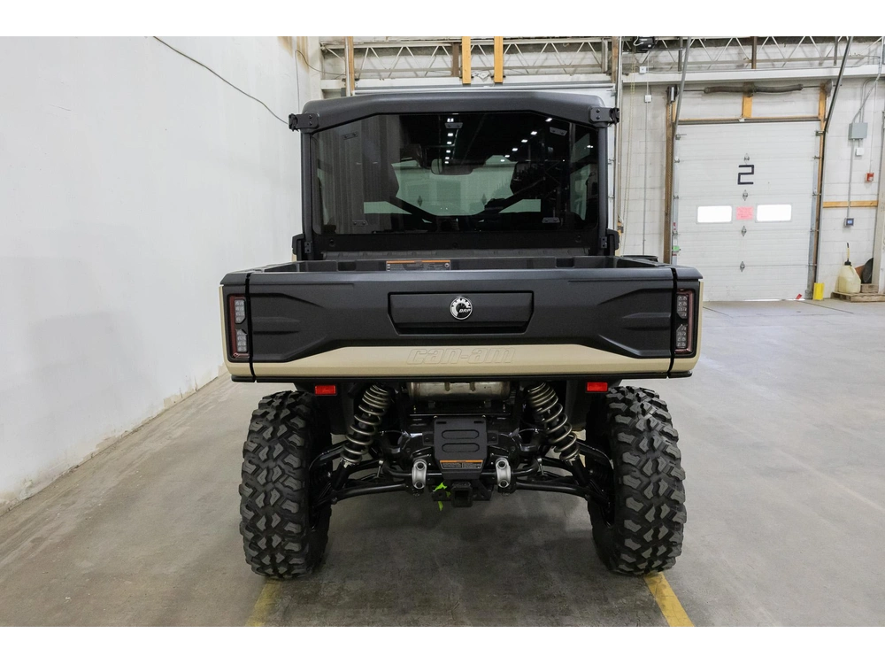 2026 Can-am Defender Ltd Hd11 8jte alt