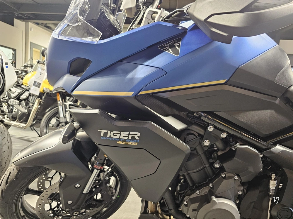 2026 Triumph Tiger Sport 800 Tour alt