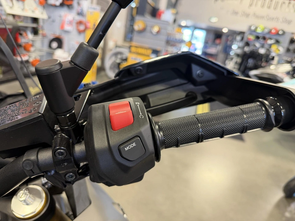 2026 Yamaha Tenere 700 alt