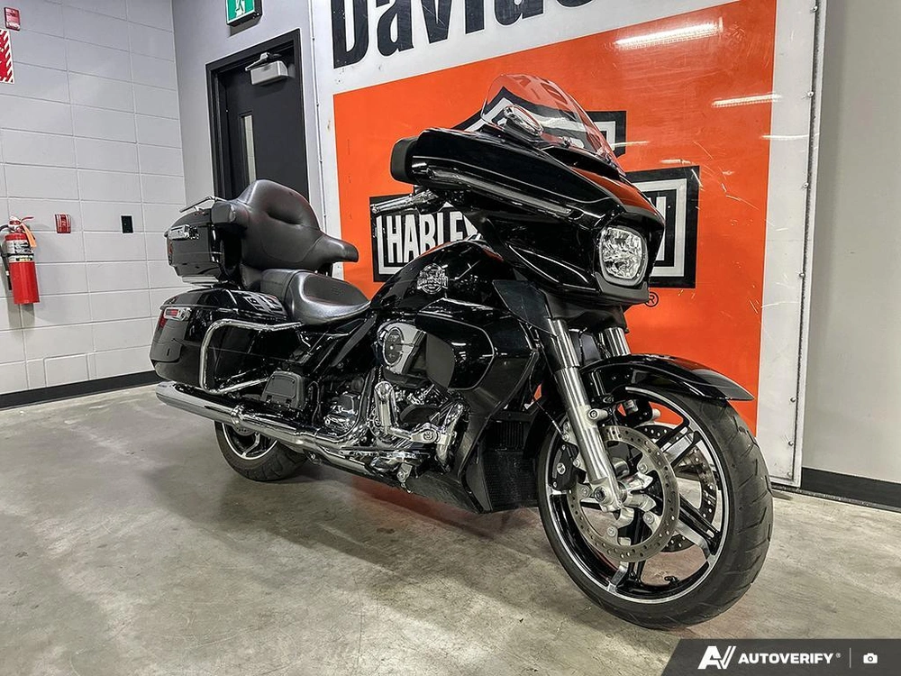 2025 Harley-davidson Street Glide Ultra alt
