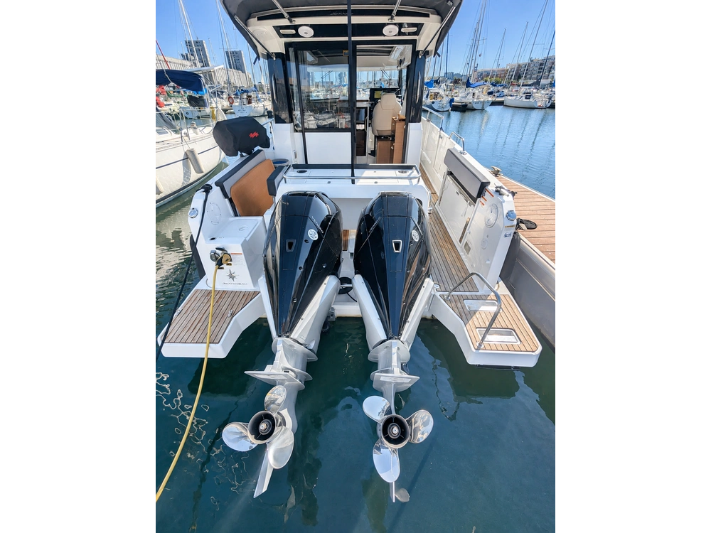 2023 Jeanneau Nc 895 Sport alt
