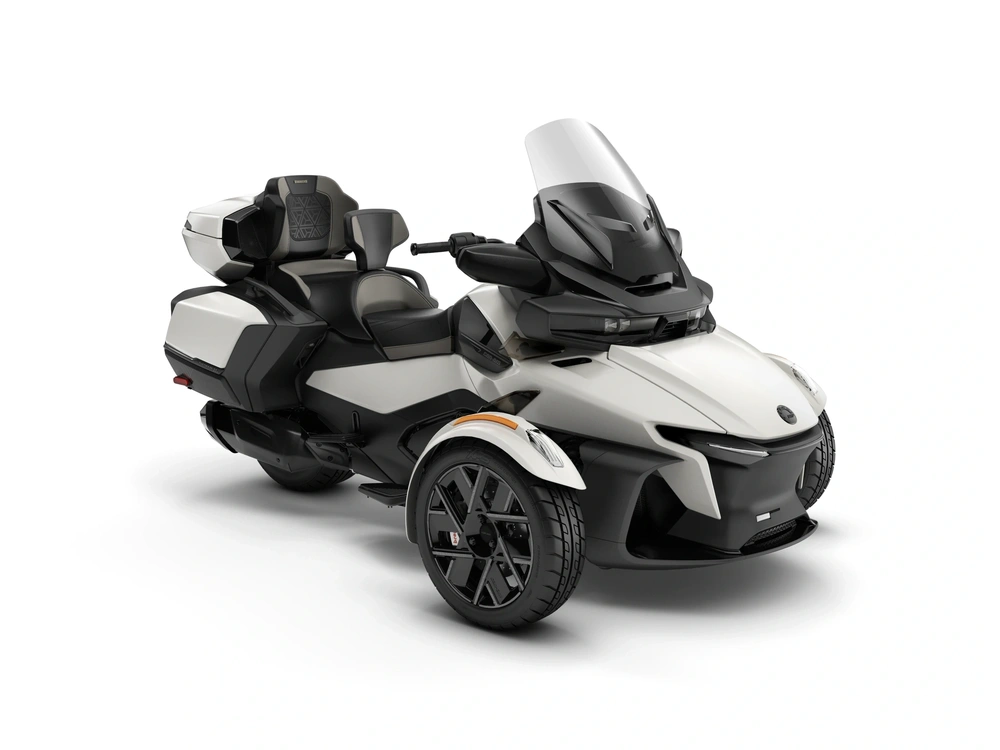 2027 Can-am Rt Sea-to-sky alt