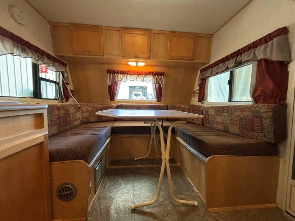 R-vision Trail Cruiser 21dbl 2006 alt