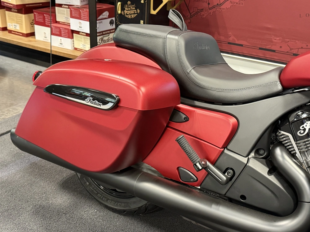 2026 Indian Motorcycle Challenger Dark Horse® alt