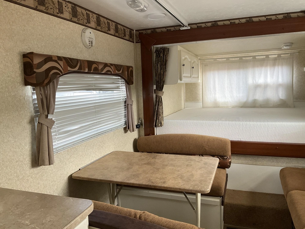 2008 Keystone Rv Outback 23krs alt