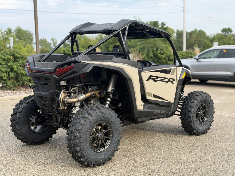 2026 Polaris Rzr Xp 1000 Ultimate alt