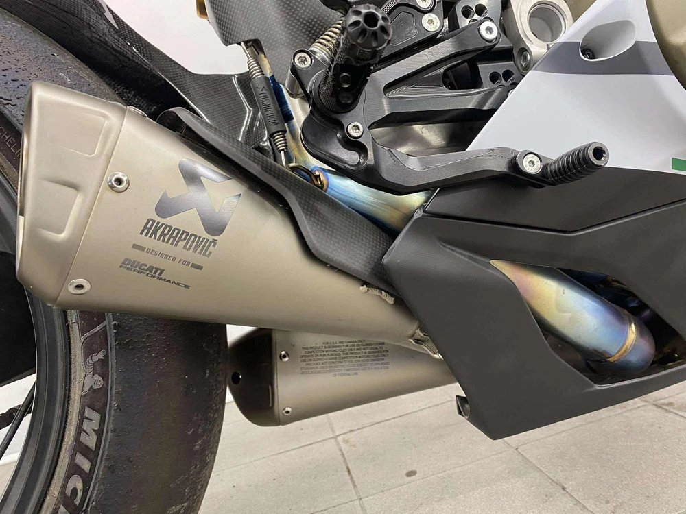 Ducati Panigale V4s Corsa 2019 alt